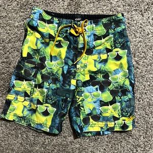 Boys size 5 Nike bathing suit